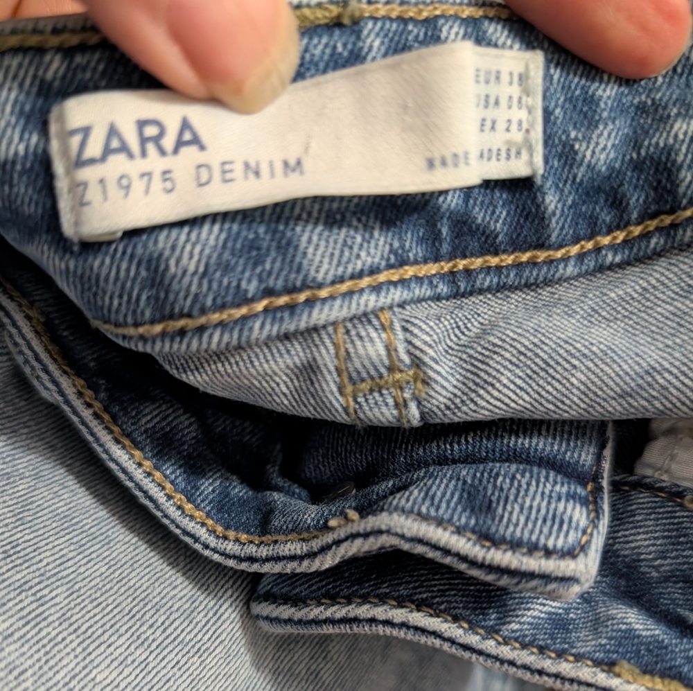 Zara Women's Distressed Skinny Jeans, Size 6, Stretch, Mid-Rise, Light Wash - Picture 12 of 13